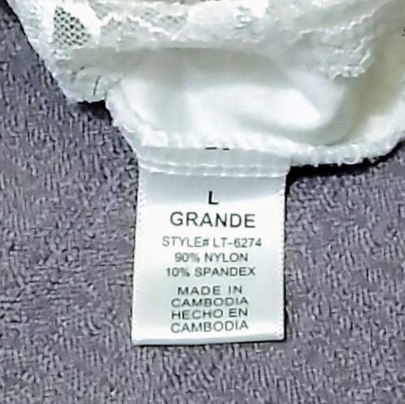 Lacy Crop Top - Picture 2 of 2